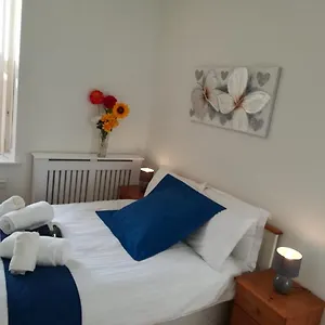 https://delightful-1-bedroom-apart.cardiffhotelswales.com