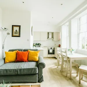 Luxury 1 Bed Flat, Spectacular Views Of Bath