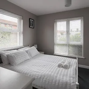 https://apartment-4-oak-villa.belfasthotelsireland.com